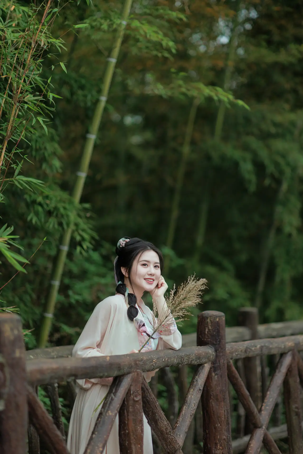 [YITUYU] 2022.05.16 Vol.899 – Mountain Dwelling in Autumn Qiuqiu#[38P]-26