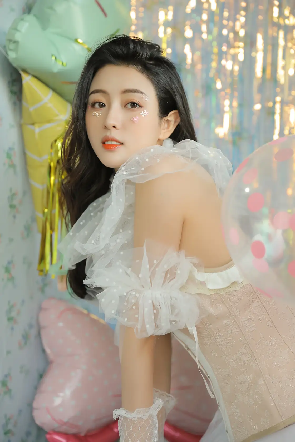 [YITUYU] 2022.08.11 Vol.1682 – Super Iold Zhou Qianqian#[23P]-19