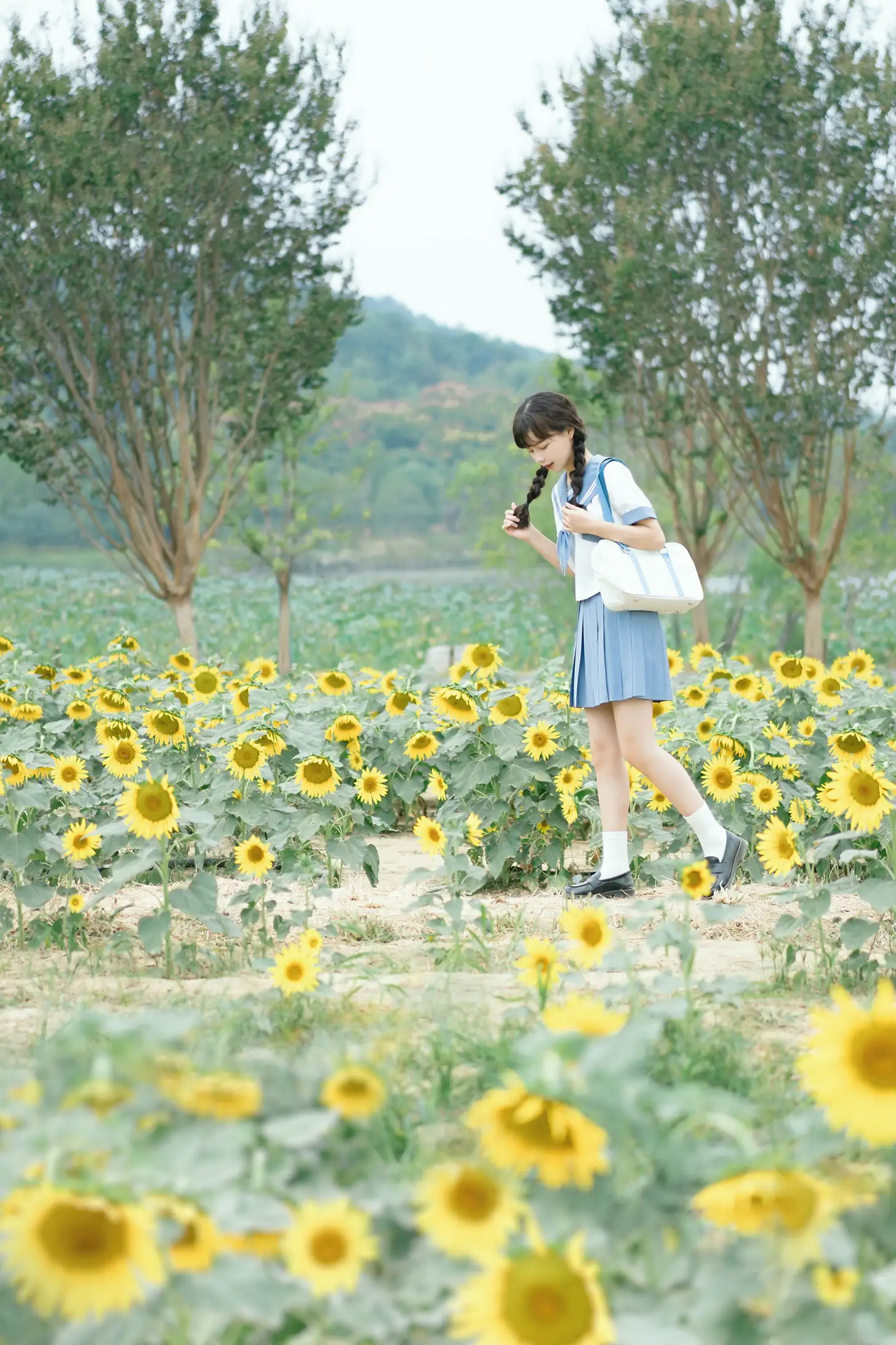 [YITUYU] 2022.11.20 Vol.2484 – Sunflower Appointment Variety of small shadows#[27P]-7